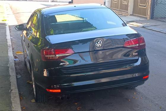 VOLKSWAGEN JETTA 1.4 16V TSI TRENDLINE GASOLINA 4P TIPTRONIC VOLKSWAGEN JETTA 1.4 16V TSI TRENDLINE GASOLINA 4P TIPTRONIC